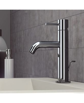 Single-lever basin mixer chrome plated brass with pop-up waste