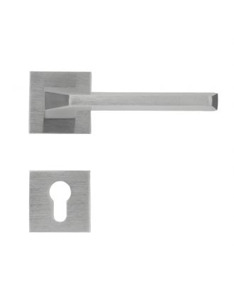 Flusso Handle With Square Rosette - Satin Nickle