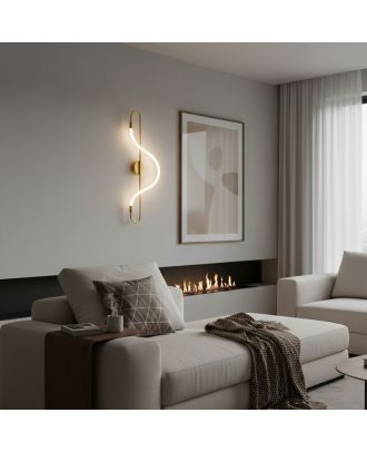 Elegance wall lamp with flexible Warm Illumination, Gold