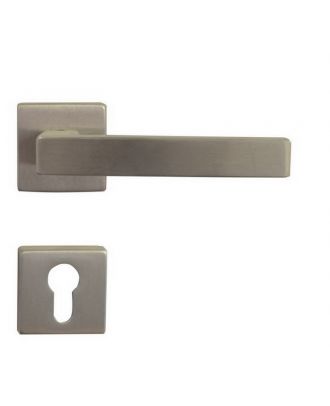Tundra Handle With Cylinder Escutcheon