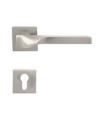 Entrance Handle With Rosette