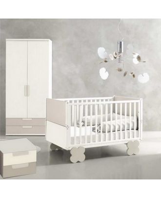 Beige Quadrifoglio Bedroom